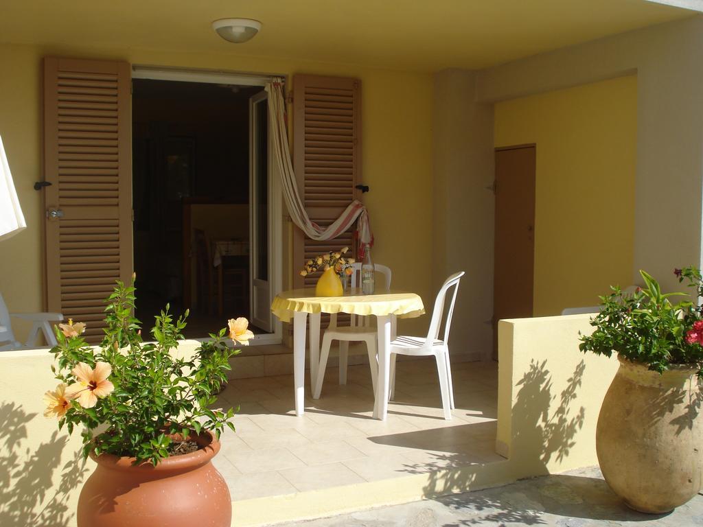Residence Arinella Farinole Esterno foto