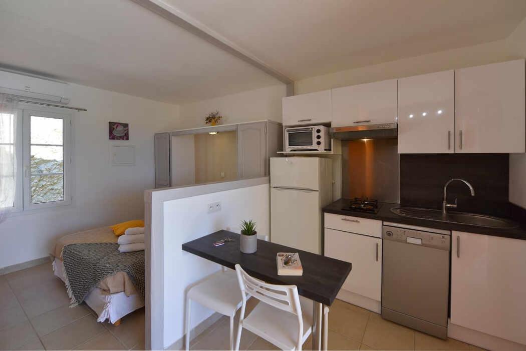 Residence Arinella Farinole Esterno foto